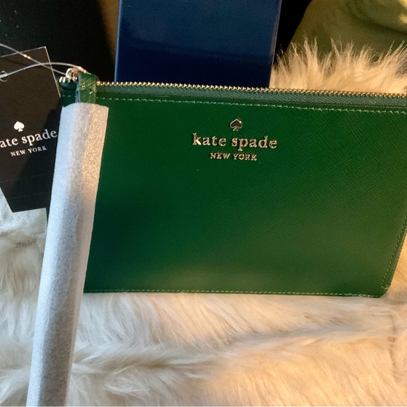 KATE SPADE STACI MEDIUM L ZIP WRISTLET - Picture 2 of 9